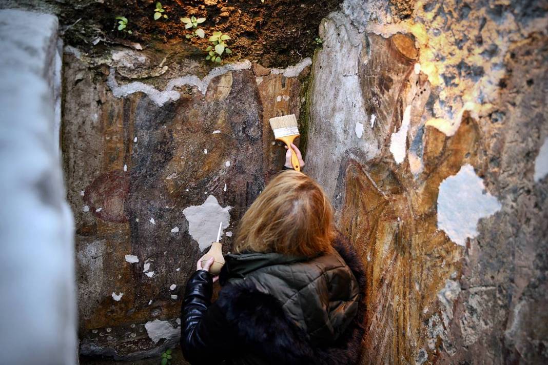 Papa Francis, o kentte keşfedilen Hz. İsa'nın freskini görmek için geliyor! Turistlerin ziyaretine açıldı, büyük ilgi var 6